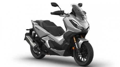 Noleggio Scooter a Lisbona da €5/giorno